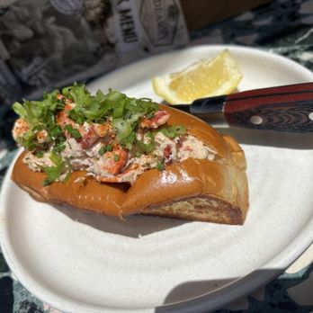 Hideaway - Lobster Roll - American Near Me - San Diego, California