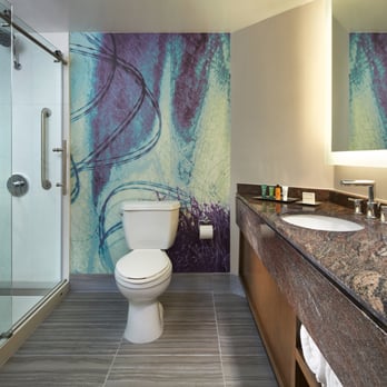 Hilton Long Beach - Hotels Near Me - Long Beach, California