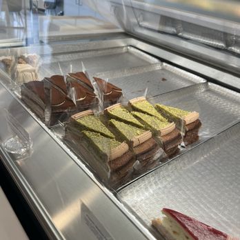 Lady M Cake Boutique - Cakes - Bakeries Near Me - Los Altos, California