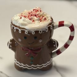 Wild Clover Cafe & Market - Peppermint latte