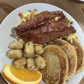 Latin Sisters Cafe - Cafes Near Me - Lake Mary, Florida