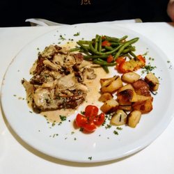 Nuraghe - Lammfilet mit Austernpilzen