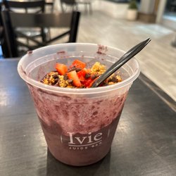 Ivie Juice Bar - Poison Acai Bowl