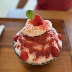Okaeri Japanese Cafe - Strawberry Kakigori