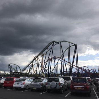 Six Flags Great Adventure - Amusement Parks Near Me - Jackson Township, New Jersey