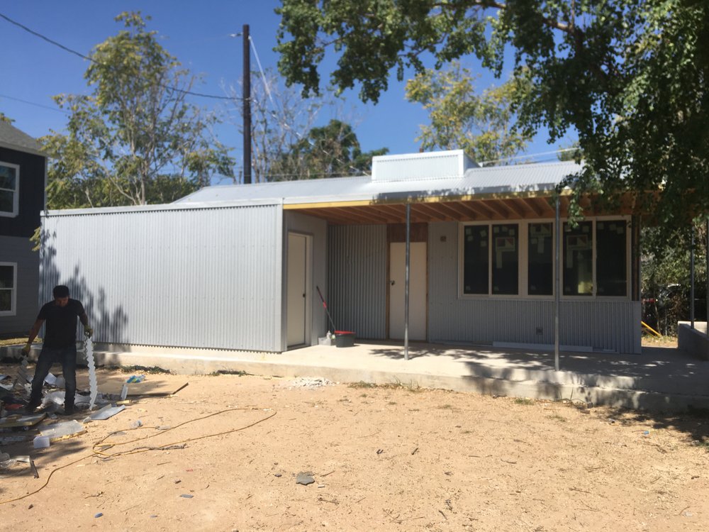 Slide of Roofing Contractor Solutions