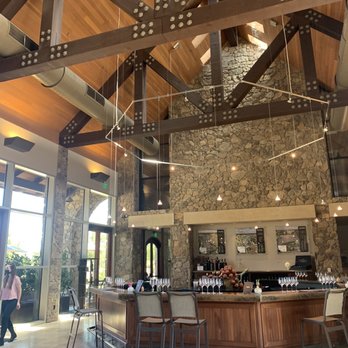 Niner Wine Estates - Inside the tasting room - Wine Tasting Room Near Me - Paso Robles, California Niner Wine Estates - Inside the tasting room - Wine Tasting Room Near Me - Paso Robles, California