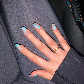 Gloss & Feathers - Nail Salons Near Me - Phoenix, Arizona Gloss & Feathers - Nail Salons Near Me - Phoenix, Arizona