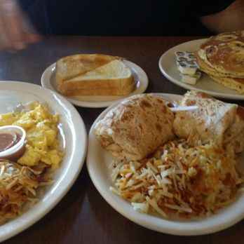 Andy's Coffee Shop - Country Fried Chicken Steak. Andy's Super Breakfast Burrito. Banana pankcakes. - Diners Near Me - Pasadena, California Andy's Coffee Shop - Country Fried Chicken Steak. Andy's Super Breakfast Burrito. Banana pankcakes. - Diners Near Me - Pasadena, California