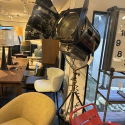 Kuhl-Linscomb - Vintage theatre light