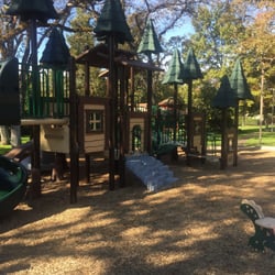 Ruhl Park - Shaded, newer play structure