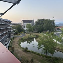Hotel Parc Beaumont - View of park