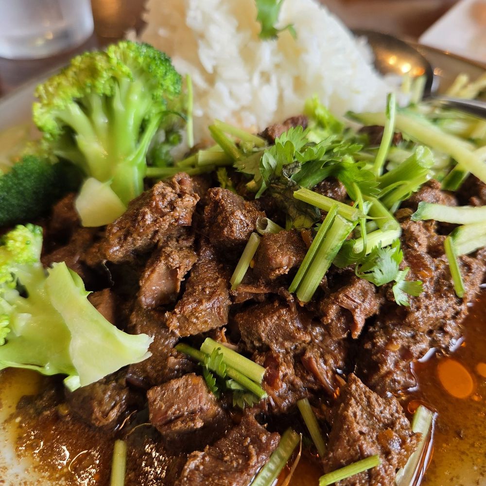 J's Kitchen - Chinese Near Me - Naperville, Illinois J's Kitchen - Chinese Near Me - Naperville, Illinois