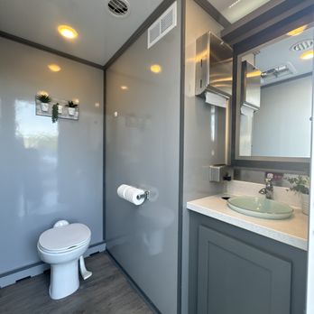 Rent A Toilet - Porta potty - Portable Toilet Services Near Me - Modesto, California Rent A Toilet - Porta potty - Portable Toilet Services Near Me - Modesto, California