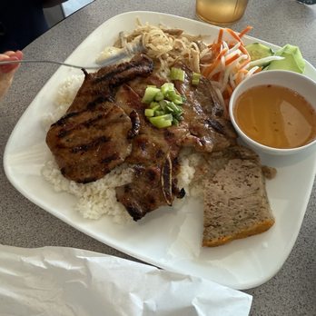 Phuong Nam Restaurant - Vietnamese Near Me - Garland, Texas