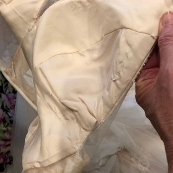 Panache Bridal - Beverly Hills - BODICE FALLING APART AT INTERIOR - Bridal Near Me - Beverly Hills, California Panache Bridal - Beverly Hills - BODICE FALLING APART AT INTERIOR - Bridal Near Me - Beverly Hills, California