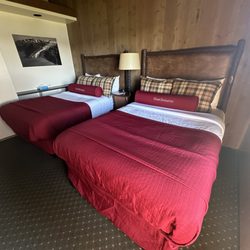 Glacier Bay Lodge