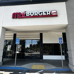 M2 Burger