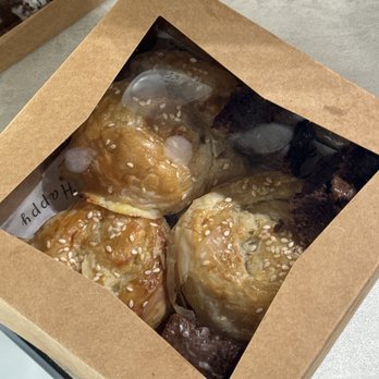 Krembo Kosher Bakery - danish - Bakeries Near Me - Orlando, Florida Krembo Kosher Bakery - danish - Bakeries Near Me - Orlando, Florida
