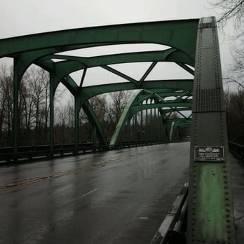 Clackamas River Bridge - Landmarks & Historical Buildings Near Me - Gladstone, Oregon Clackamas River Bridge - Landmarks & Historical Buildings Near Me - Gladstone, Oregon