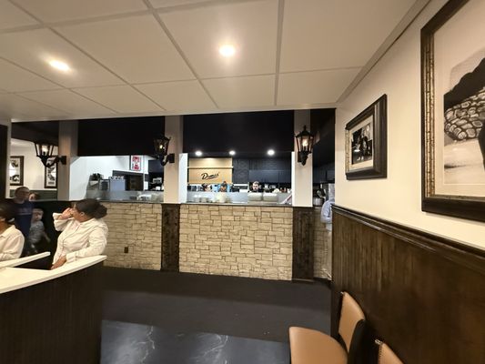 Demos' Restaurant by null