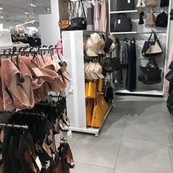 H&M