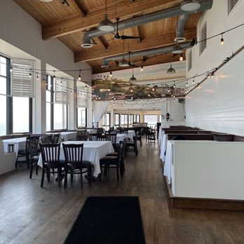 Gladstones - Inside seating for events - Seafood Near Me - Pacific Palisades, California Gladstones - Inside seating for events - Seafood Near Me - Pacific Palisades, California