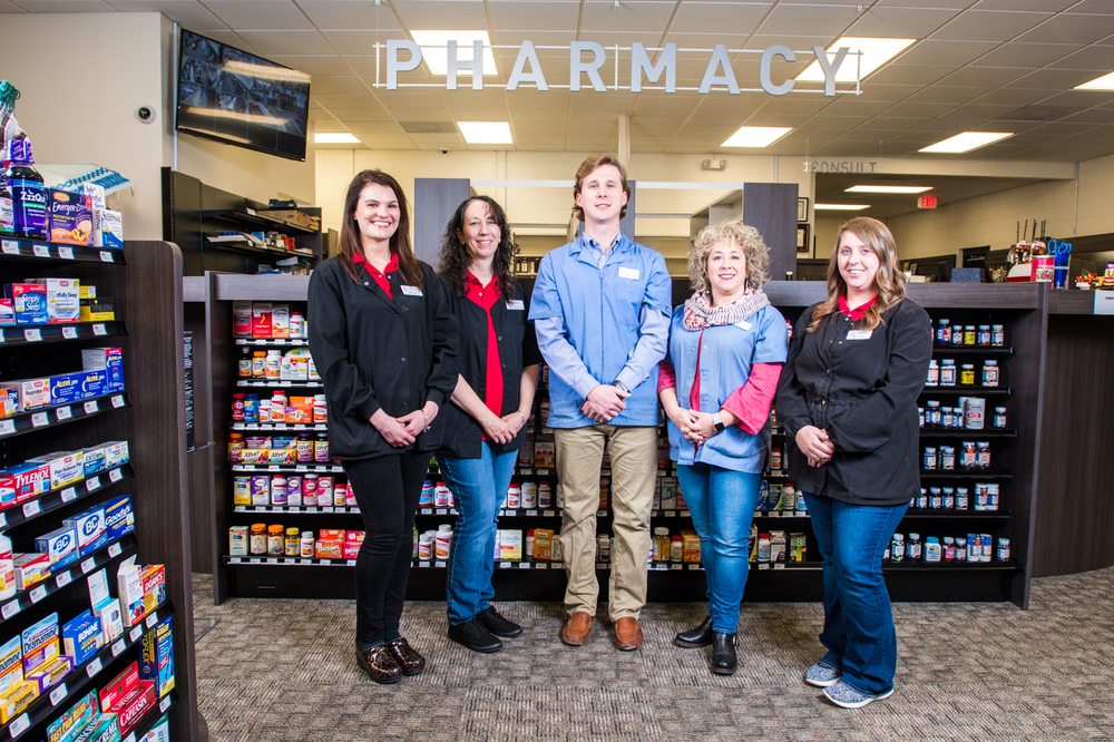 MARTIN’S PHARMACY Updated June 2024 12 Photos 3345 Henry Rd