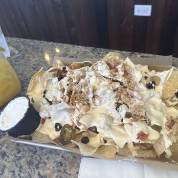 Capt'n Jack's Island Grill - Island nachos with chicken! - American Near Me - Wildwood, New Jersey