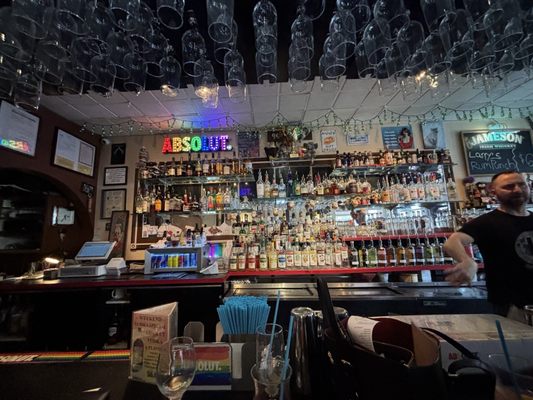 Larry's Lounge by null