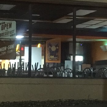 Taco Bell - Looks closed but is actually open - Fast Food Near Me - Pittsburgh, Pennsylvania Taco Bell - Looks closed but is actually open - Fast Food Near Me - Pittsburgh, Pennsylvania