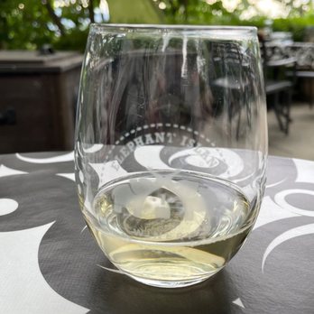 Elephant Island Winery - Gin botanical cider - Wineries Near Me - Naramata, British Columbia Elephant Island Winery - Gin botanical cider - Wineries Near Me - Naramata, British Columbia