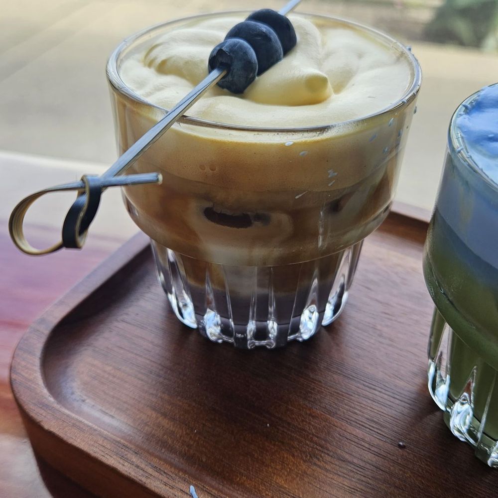 Phalcha - Mangoberry - Coffee & Tea Near Me - Louisville, Kentucky