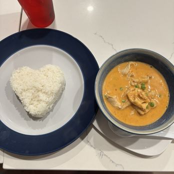 Bowl Thai Cafe - Chicken Panang Curry - Thai Near Me - New Smyrna Beach, Florida