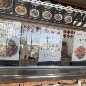 Great Wall Express - Combo options - Chinese Near Me - San Diego, California