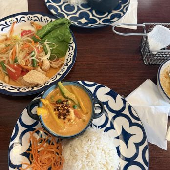 Thai Station Restaurant - Yello Curry lunch special + papaya salad - Thai Near Me - Carrboro, North Carolina Thai Station Restaurant - Yello Curry lunch special + papaya salad - Thai Near Me - Carrboro, North Carolina