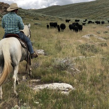 The Hideout Lodge & Guest Ranch - Just like the cowboys! - Guest Houses Near Me - Shell, Wyoming