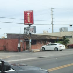 Reds Bar