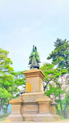 Kamon-yama Park by null