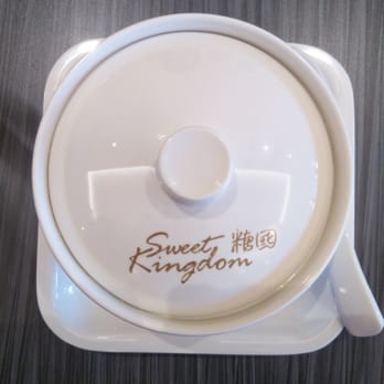 Sweet Kingdom - It's a very cute bowl. - Desserts Near Me - Allston, Massachusetts