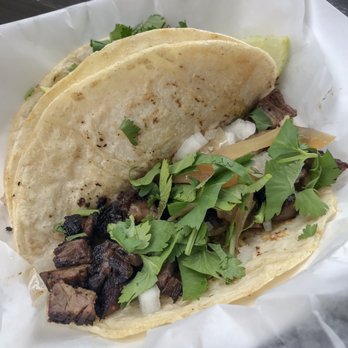 Cantina Barba - Asada Taco with additional Grilled Onions - Tacos Near Me - Houston, Texas Cantina Barba - Asada Taco with additional Grilled Onions - Tacos Near Me - Houston, Texas