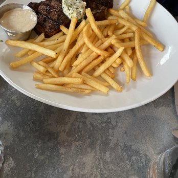Edward's - Steak frites - New American Near Me - Rosemary Beach, Florida Edward's - Steak frites - New American Near Me - Rosemary Beach, Florida