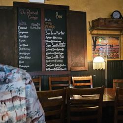 Revival Lounge - Wine and tap