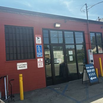 Convalescent Aid Society - Back alley DME pick up area. - Community Service/Non-Profit Near Me - Burbank, California Convalescent Aid Society - Back alley DME pick up area. - Community Service/Non-Profit Near Me - Burbank, California