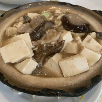 China Delights - tofu, mushroom and mixed meats clay pot - Cantonese Near Me - Pinole, California