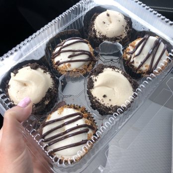 Caked Up Cville - Cupcakes - Custom Cakes Near Me Caked Up Cville - Cupcakes - Custom Cakes Near Me