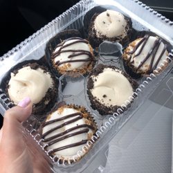 Caked Up Cville - Cupcakes
