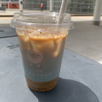 Kaffe Landskap - Almond milk latte with agave syrup - Coffee & Tea Near Me - Denver, Colorado