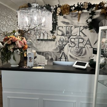 SilkSpa Face & Body - Front desk - Skin Care Near Me - Whittier, California SilkSpa Face & Body - Front desk - Skin Care Near Me - Whittier, California