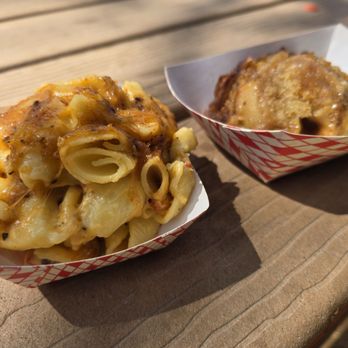 Rollin Smoke BBQ - $5ea mac n cheese (tasty) & apple cobbler (sat & sun only - BUY IT) - Barbeque Near Me - Austin, Texas